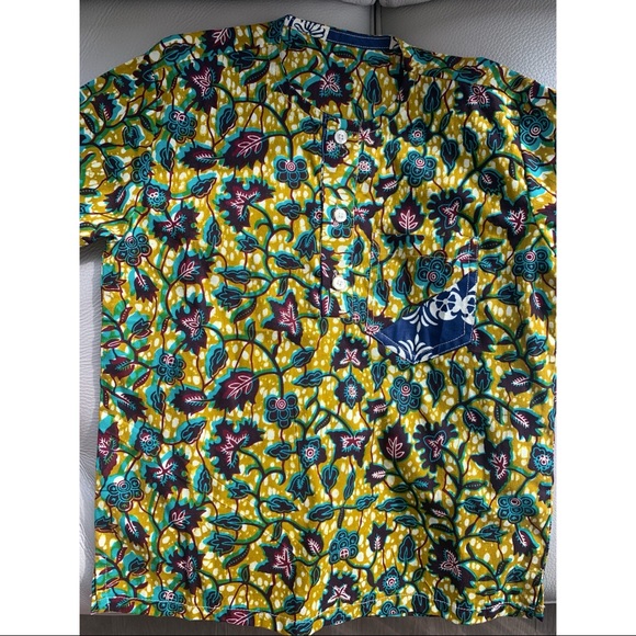 Toddler boys 2 shirt bundle - Authentic Ghanaian print. Made in a Ghana. SZ 2/3 - Picture 3 of 5